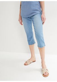 bonprix - Rybaczki dżinsowe ze stretchem, Slim Fit, mid waist. Kolor: niebieski