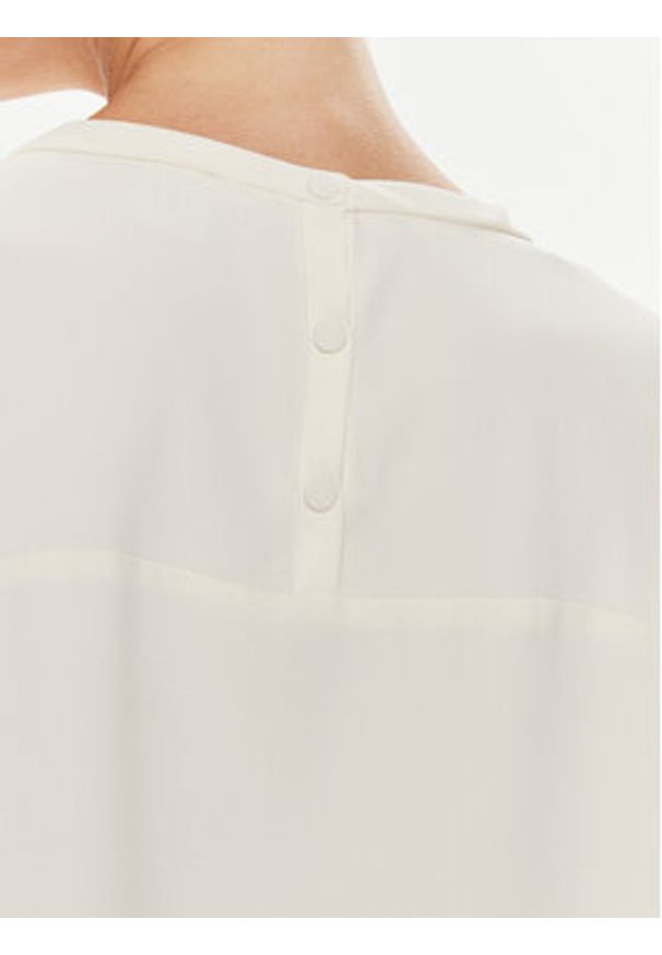 Marella Sukienka codzienna Karlie 32261408 Beżowy Regular Fit. Okazja: na co dzień. Kolor: beżowy. Materiał: syntetyk. Typ sukienki: proste. Styl: casual