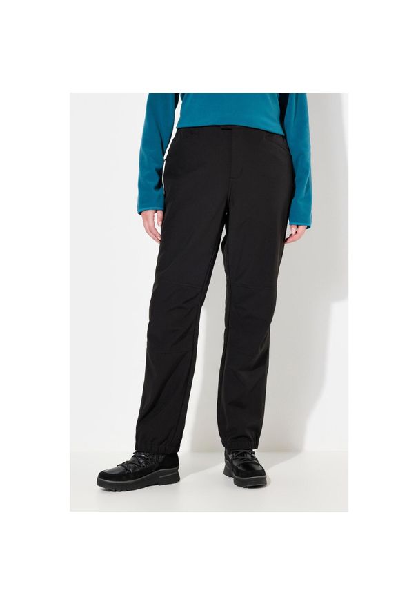 ULLA POPKEN - Damskie Spodnie softshell wodoodporne profilowane kolana polarowa podszewka. Kolekcja: plus size. Kolor: czarny. Materiał: poliester, materiał. Sport: turystyka piesza