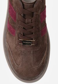 Renee - Brązowe Sneakersy z Zamszu Naturalnego na Platformie Ozdobione Paskami Jiliana. Okazja: na co dzień. Zapięcie: pasek. Kolor: brązowy. Materiał: zamsz. Wzór: aplikacja. Obcas: na platformie #6