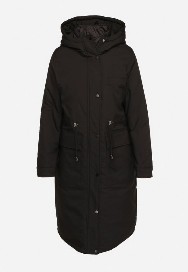 Born2be - Czarna Długa Kurtka z Kapturem i Ściągaczem w Talii Tarlinia. Okazja: na co dzień. Typ kołnierza: kaptur. Kolor: czarny. Materiał: dzianina. Długość: długie. Wzór: aplikacja. Styl: casual, elegancki