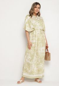 Born2be - Zielona Sukienka Typu Oversize z Wiskozą w Abstrakcyjny Wzór Lunalessa. Okazja: na co dzień. Kolor: zielony. Materiał: wiskoza. Typ sukienki: oversize. Styl: elegancki, klasyczny, casual #5