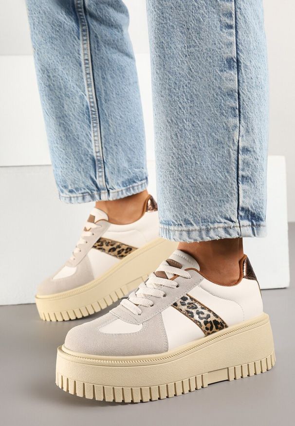 Born2be - Beżowo-Panterkowe Sneakersy na Grubej Podeszwie z Ozdobnym Paskiem Viviriana. Zapięcie: pasek. Kolor: beżowy. Materiał: jeans. Sezon: lato