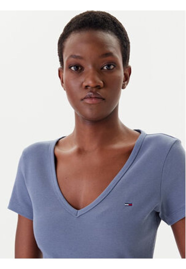 Tommy Jeans T-Shirt Essential DW0DW17385 Niebieski Slim Fit. Kolor: niebieski. Materiał: bawełna