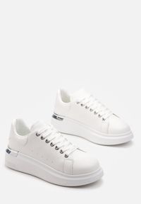 Renee - Białe Sneakersy na Platformie z Metaliczną Wstawką Sissis. Okazja: na co dzień. Kolor: biały. Obcas: na platformie #3