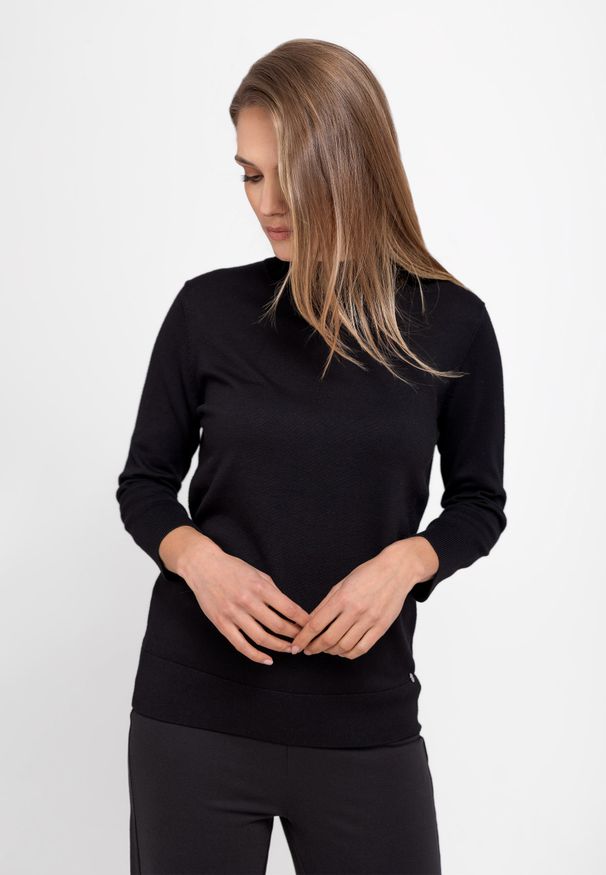 Volcano - Gładki półgolf S-TESS. Materiał: materiał, prążkowany, jeans. Długość rękawa: bez rękawów. Wzór: gładki. Sezon: zima, jesień. Styl: klasyczny