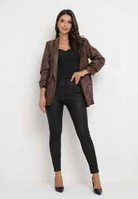 Born2be - Czarne Spodnie Skinny z Imitacji Skóry Awileda. Okazja: na spotkanie biznesowe, do pracy. Stan: podwyższony. Kolor: czarny. Materiał: skóra. Sezon: wiosna, zima, jesień. Styl: elegancki, biznesowy, rockowy #5