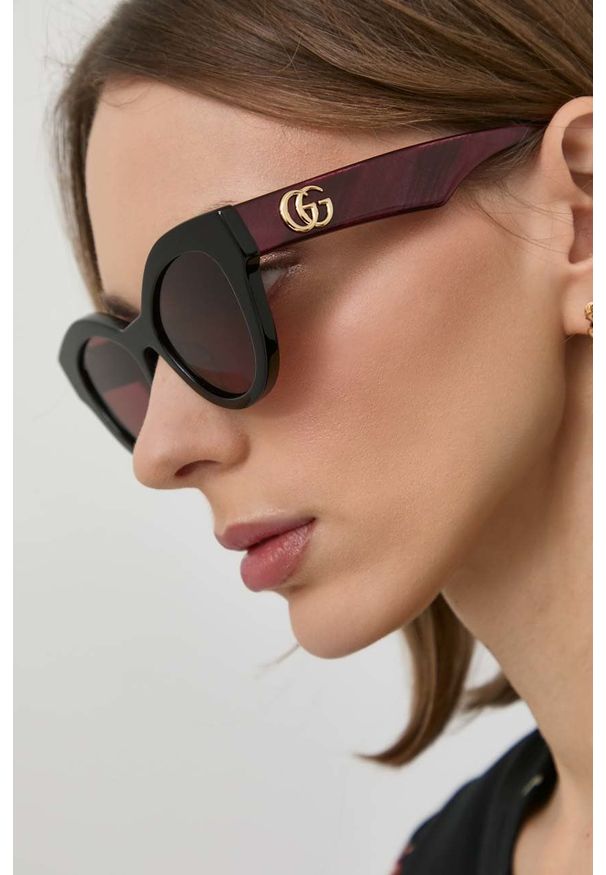 Gucci okulary przeciwsłoneczne damskie kolor bordowy. Kolor: czerwony