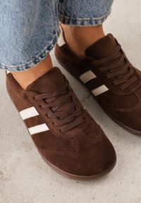 Born2be - Brązowe Sneakersy Casual w Typie Barefoot z Imitacji Zamszu Makka. Okazja: na co dzień. Zapięcie: sznurówki. Kolor: brązowy. Materiał: zamsz #8