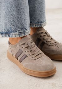 Born2be - Beżowe Skórzane Sneakersy i Ozdobnymi Paskami Zelisei. Okazja: na co dzień. Zapięcie: pasek. Kolor: beżowy. Materiał: skóra #9