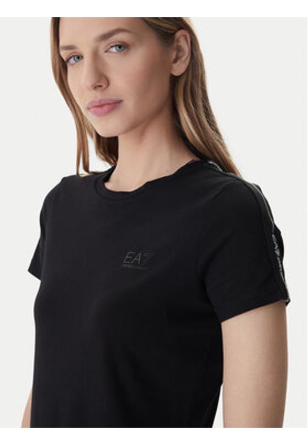 EA7 Emporio Armani T-Shirt 7W001490 AF10373 Czarny Slim Fit. Kolor: czarny. Materiał: bawełna