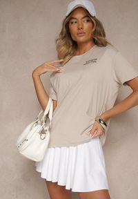 Renee - Beżowy T-shirt Oversize z Bawełny Ozdobiony Nadrukiem Filiora. Okazja: na co dzień. Kolor: beżowy. Materiał: bawełna. Wzór: aplikacja, nadruk. Styl: casual #5