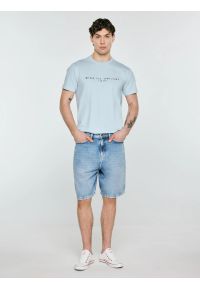 Big-Star - Koszulka męska z nadrukiem niebieska Oliver 400. Okazja: na co dzień. Kolor: niebieski. Materiał: dzianina, jeans. Wzór: nadruk. Styl: casual, klasyczny #1