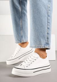 Born2be - Białe Klasyczne Trampki na Grubej Podeszwie Natileva. Okazja: na co dzień. Kolor: biały. Materiał: jeans. Szerokość cholewki: normalna. Styl: klasyczny