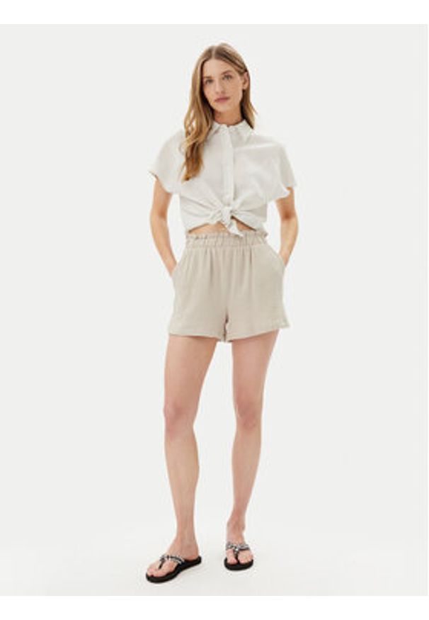 Vero Moda Szorty materiałowe Natali 10279687 Beżowy Baggy Fit. Kolor: beżowy. Materiał: bawełna