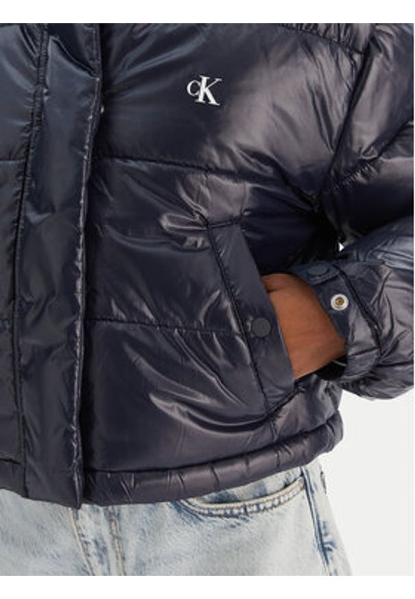 Calvin Klein Jeans Kurtka zimowa Shine Crop LV047D504G Granatowy Regular Fit. Kolor: niebieski. Materiał: syntetyk. Sezon: zima