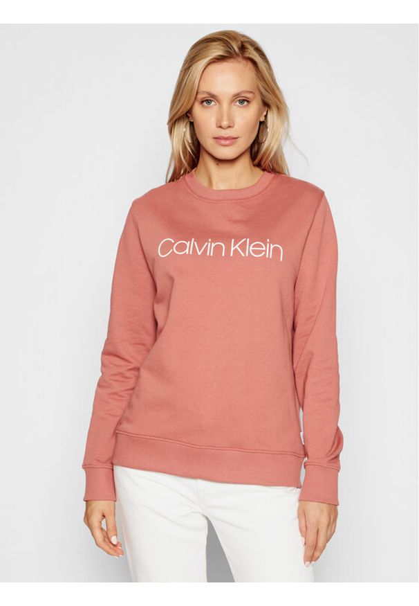 Calvin Klein Bluza Core Logo Ls K20K202157 Różowy Regular Fit. Kolor: różowy. Materiał: bawełna