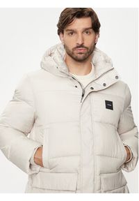Calvin Klein Kurtka puchowa K10K113465 Beżowy Regular Fit. Kolor: beżowy. Materiał: syntetyk