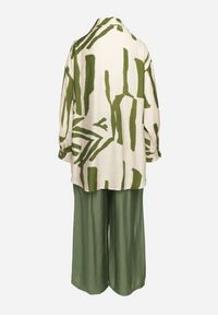 Born2be - Zielono-Beżowy Wiskozowy Komplet Koszula z Dłuższym Tyłem Spodnie z Gumką w Talii Kolefia. Kolor: zielony. Materiał: wiskoza
