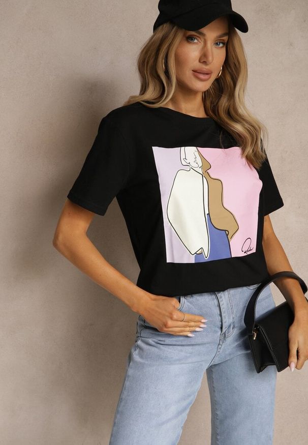 Renee - Czarny Bawełniany T-shirt z Geometrycznym Nadrukiem Mepressa. Okazja: na co dzień. Kolor: czarny. Materiał: bawełna. Długość rękawa: krótki rękaw. Długość: krótkie. Wzór: geometria, nadruk. Sezon: lato, wiosna. Styl: klasyczny, elegancki, casual