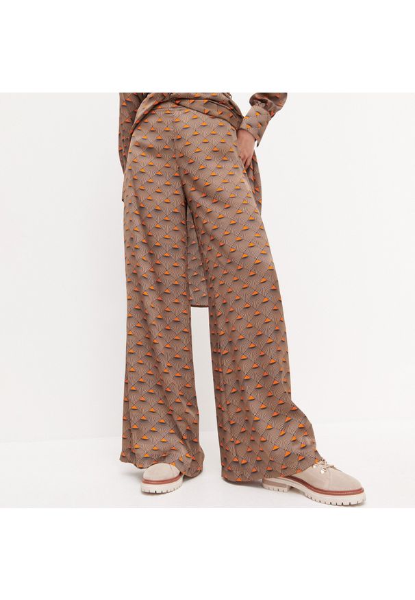 Reserved - Szerokie spodnie ze wzorem - Wielobarwny