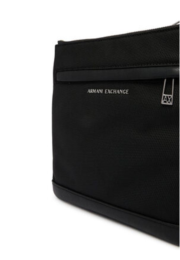 Armani Exchange Saszetka XM002651 AF22656 MC105 Czarny. Kolor: czarny. Materiał: materiał