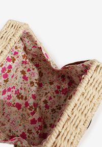 Renee - Beżowa Pleciona Torebka Listonoszka o Geometrycznym Kształcie Felowena. Kolor: beżowy. Wzór: geometria. Sezon: wiosna. Styl: boho, klasyczny, elegancki, casual #3