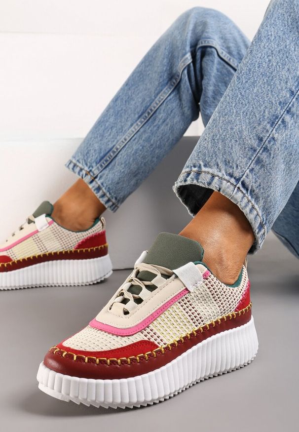 Born2be - Bordowe Sneakersy na Platformie z Tweedowymi Wstawkami i Przeszyciami Leganna. Kolor: czerwony. Obcas: na platformie