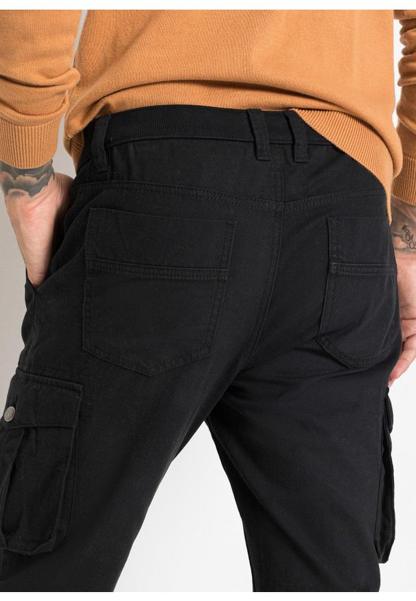 bonprix - Spodnie bojówki Regular Fit Straight z czystej bawełny. Kolor: czarny. Materiał: bawełna