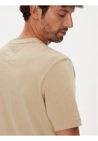TOMMY HILFIGER - Tommy Hilfiger T-Shirt Ess Seasonal MW0MW39995 Beżowy Regular Fit. Kolor: beżowy. Materiał: bawełna #5