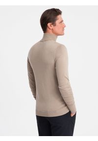 Ombre Clothing - Dzianinowy męski dopasowany golf z wiskozą - beżowy V5 - Rozmiar: XXL. Typ kołnierza: golf. Kolor: beżowy. Materiał: wiskoza, dzianina #5
