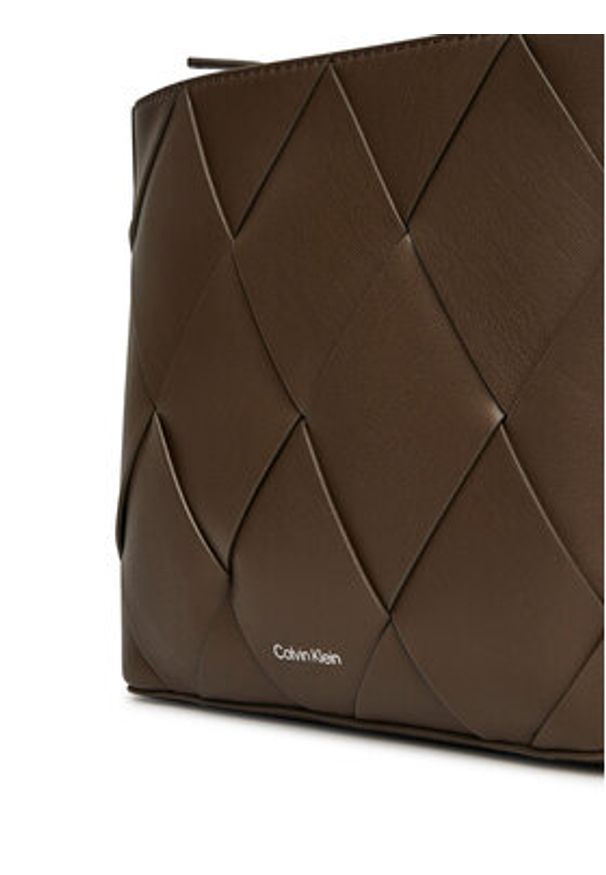 Calvin Klein Torebka Ck Woven Square Crossbody K60K612991 Brązowy. Kolor: brązowy. Materiał: skórzane