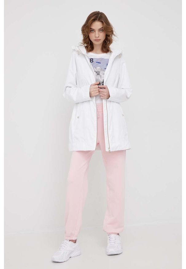 United Colors of Benetton spodnie dresowe bawełniane damskie kolor różowy gładkie. Kolor: różowy. Materiał: dresówka, bawełna. Wzór: gładki