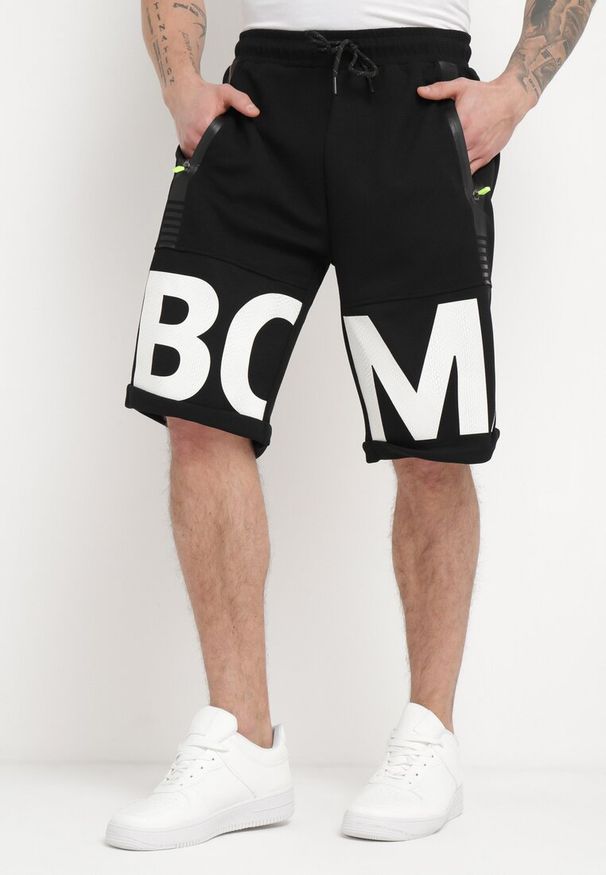 Born2be - Czarne Szorty Dresowe Do Kolana z Kieszeniami na Suwaki Isadorela. Okazja: na co dzień. Kolor: czarny. Materiał: dresówka. Sezon: lato. Styl: casual