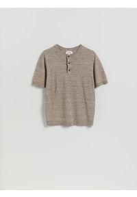 Reserved - Sweter z krótkim rękawem z lnu - beżowy. Kolor: beżowy. Materiał: len. Długość rękawa: krótki rękaw. Długość: krótkie #1