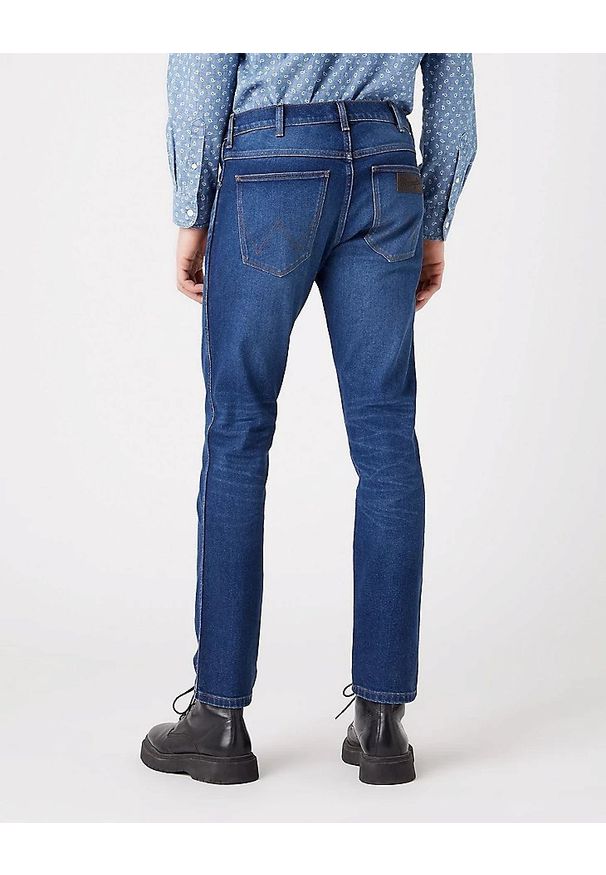 Wrangler - WRANGLER LARSTON MĘSKIE SPODNIE JEANSOWE SPECIAL W18SU829E 112320054