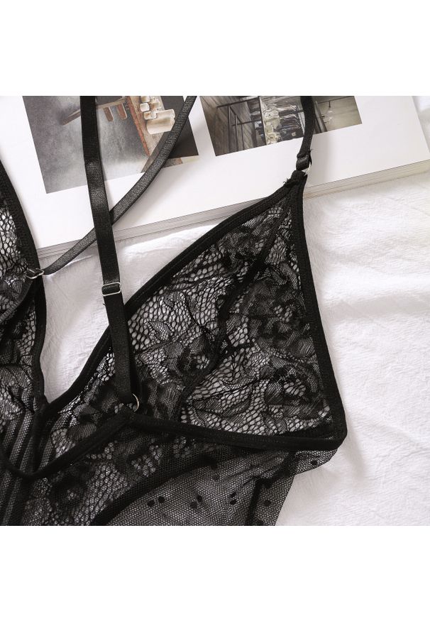 Intica - Koronkowe body na romantyczne wieczory Gretl. Kolor: czarny. Materiał: koronka. Wzór: koronka