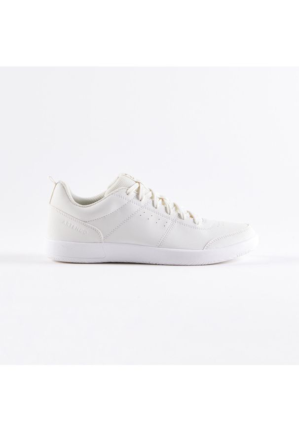 ARTENGO - Buty tenisowe damskie Artengo Essential na każdą nawierzchnię. Kolor: biały. Materiał: materiał. Szerokość cholewki: normalna. Sport: tenis