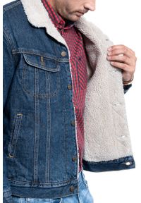 Lee - LEE SHERPA JACKET STONE CLAYTON L87ARDCD. Materiał: jeans, materiał, sztruks, bawełna. Wzór: jednolity, nadruk, kolorowy. Sezon: zima. Styl: klasyczny, elegancki, vintage, sportowy