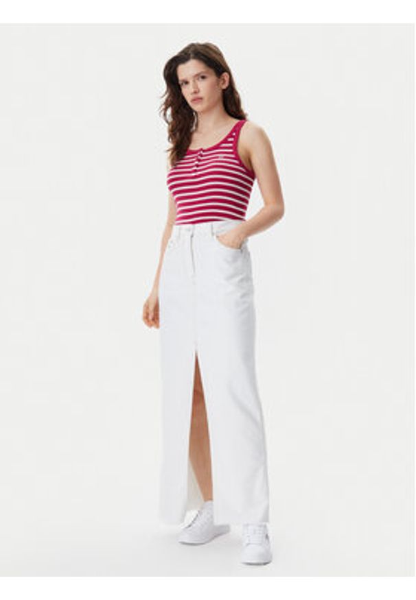 Tommy Jeans Top DW0DW19492 Czerwony Slim Fit. Kolor: czerwony. Materiał: bawełna