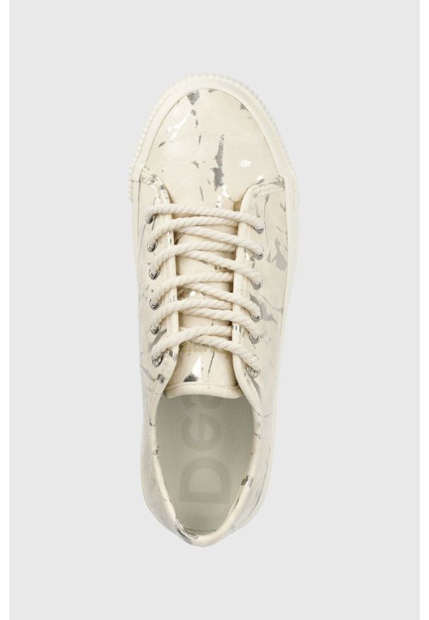 Desigual buty kolor beżowy. Nosek buta: okrągły. Zapięcie: sznurówki. Kolor: beżowy. Materiał: guma. Obcas: na platformie