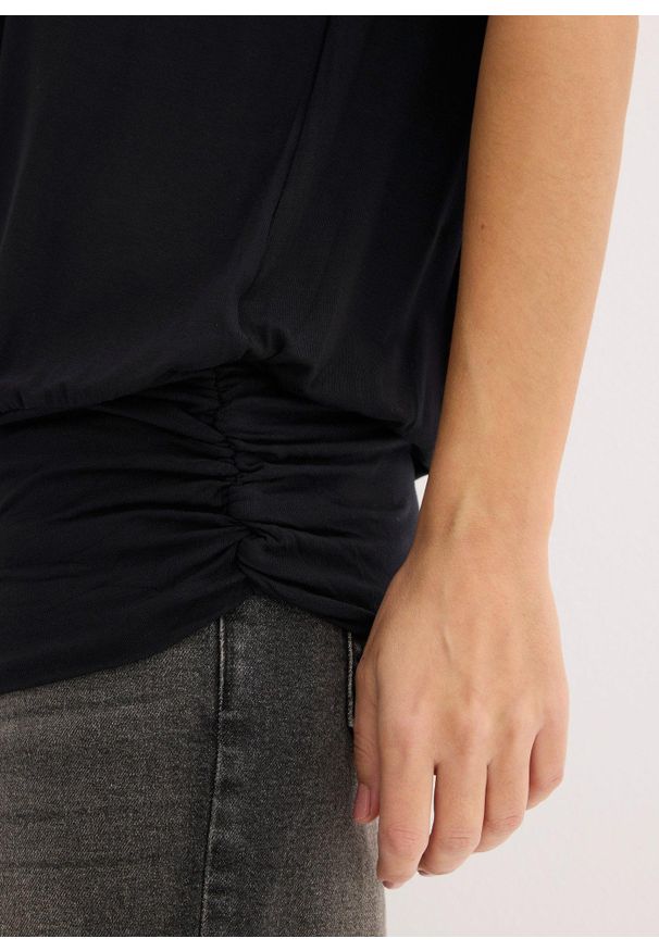 bonprix - T-shirt z miękkiej mieszanki wiskozy. Kolor: czarny. Materiał: wiskoza