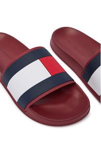 TOMMY HILFIGER - Tommy Hilfiger Klapki Core Hilfiger Flag Pool Slide FM0FM05798 Bordowy. Kolor: czerwony. Materiał: skóra #3