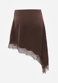 Born2be - Brązowa Satynowa Spódnica o Asymetrycznym Kroju z Koronką Arlivia. Kolor: brązowy. Materiał: koronka, satyna. Wzór: koronka. Styl: elegancki, klasyczny #2