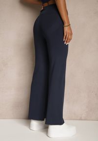 Renee - Granatowe Legginsy High Waist z Szeroką Gumką w Pasie Idalania. Okazja: na co dzień. Stan: podwyższony. Kolor: niebieski. Styl: elegancki, casual