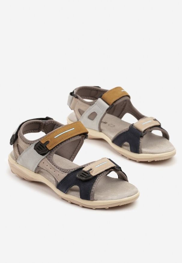 Born2be - Szare Sandały Skórzane z Zapięciem na Rzep Welanise. Okazja: na co dzień. Zapięcie: rzepy. Kolor: szary. Materiał: skóra. Styl: casual, elegancki