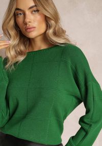 Renee - Zielony Klasyczny Sweter z Długim Rękawem Nemiona. Okazja: na co dzień. Kolor: zielony. Długość rękawa: długi rękaw. Długość: długie. Styl: klasyczny