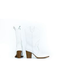 Zapato - kowbojki do połowy łydki - skóra naturalna - model 171 - kolor biały. Kolor: biały. Materiał: skóra