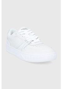 Lacoste Buty skórzane kolor biały. Nosek buta: okrągły. Zapięcie: sznurówki. Kolor: biały. Materiał: skóra