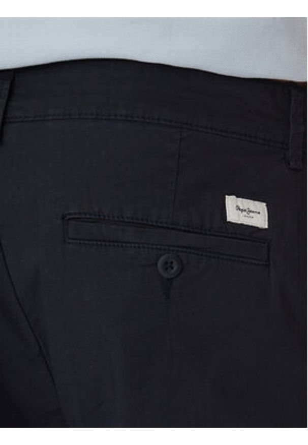 Pepe Jeans Chinosy PM211873 Granatowy Slim Fit. Kolor: niebieski. Materiał: bawełna